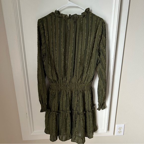 NSR Olive Green Ruffle Tiered Long Sleeve Mini Dress Medium M Textured Blouson - Picture 3 of 10
